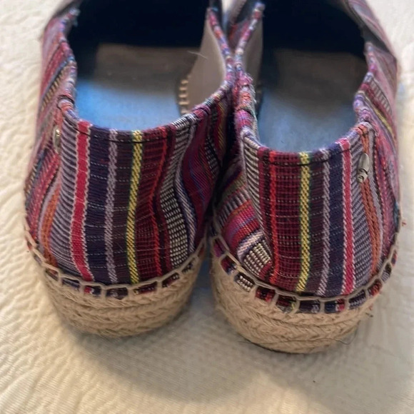 Life Stride Soft System Multicolor Stripe Woven Wedge Espadrille Shoe SlipOn 8.5 - Picture 6 of 8